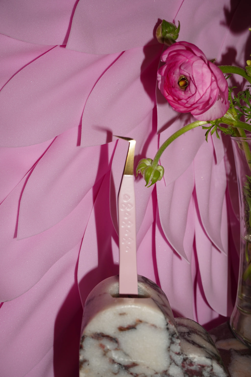 Ballet Pink Vday Tweezers