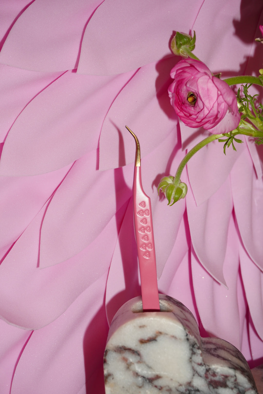 Maison Rosé Vday Tweezers