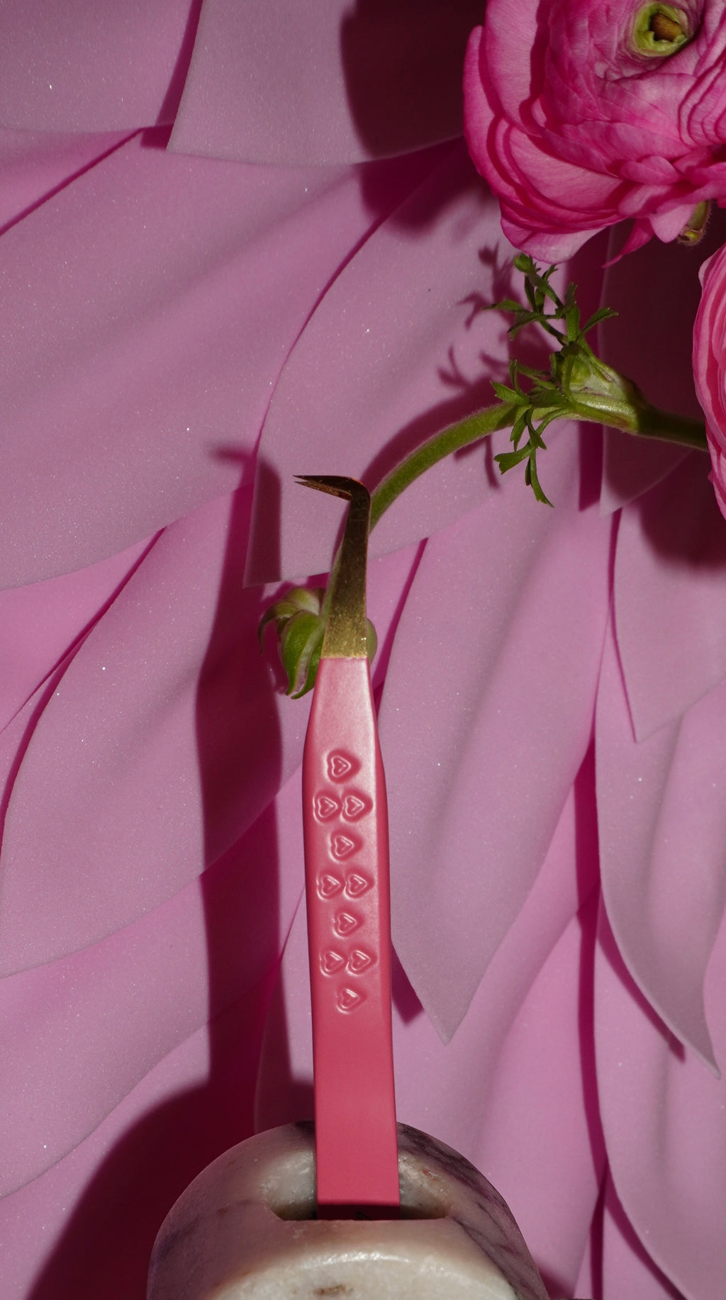 Maison Rosé Vday Tweezers