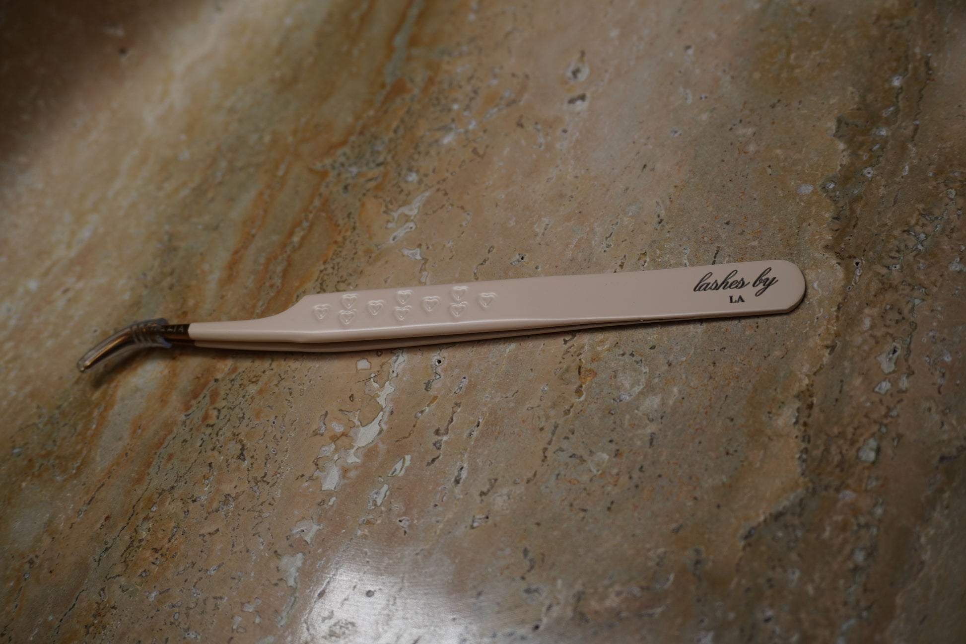 Fiber Tip Curved Isolation