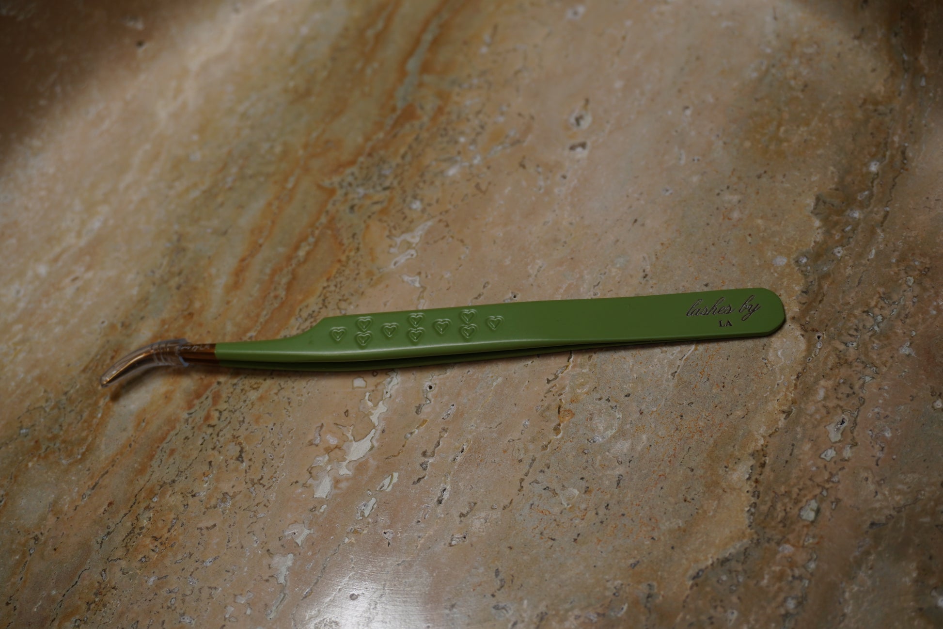 Fiber Tip Curved Isolation